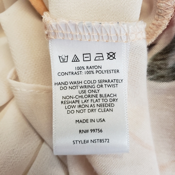 Painted Threads Tank Top Size Medium Floral Open Draped Back Details - Picture 6 of 8